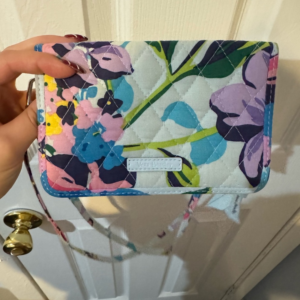 Floral Vera Bradley Crossbody/ Wallet - Picture 7 of 8